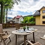 Vacationclub - Nadrzeczna 2B Apartament 4